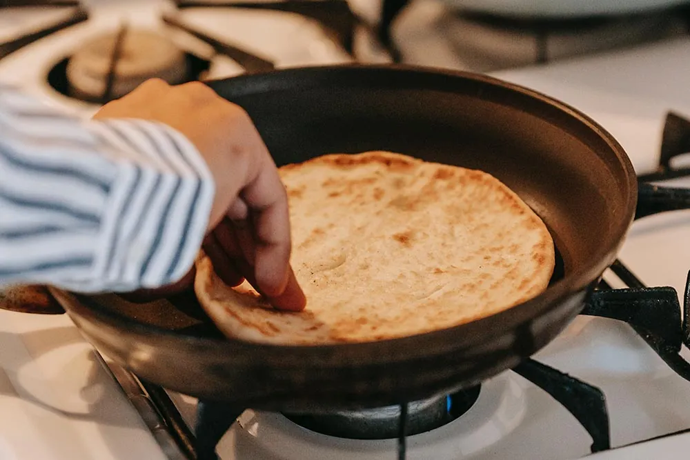 La meilleure façon de réchauffer le pain pita macuisineentoutgenre